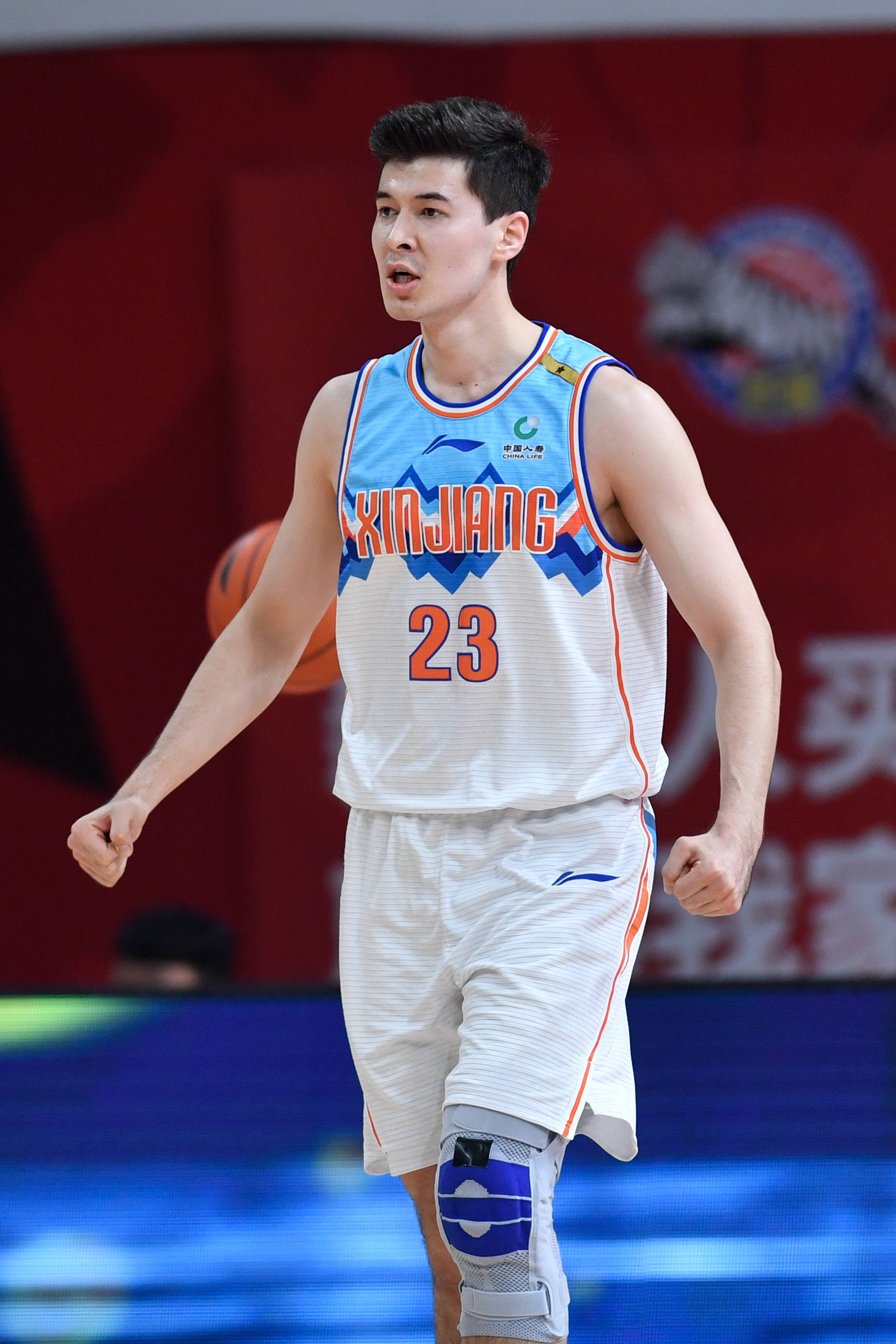 开云-关于费德勒在G2比赛中战术调整，出色防守引发热议！的信息